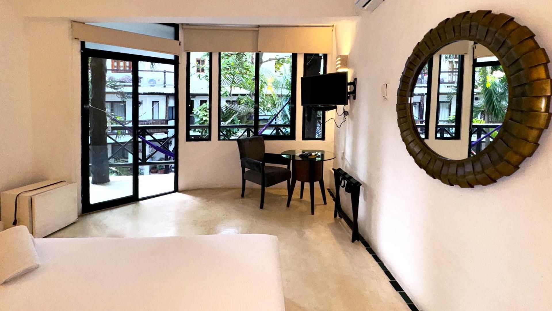 Siesta Fiesta Hotel Adults Only - 5Th Avenue Playa del Carmen Exterior foto